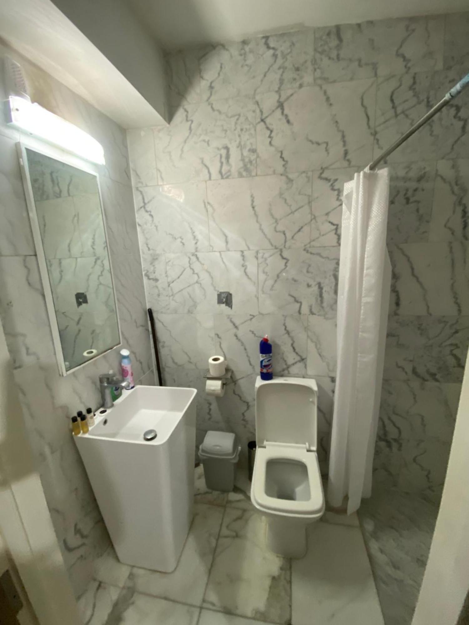 371 Cranbrook Rd Ig2 Ξενοδοχείο Ίλφορντ Εξωτερικό φωτογραφία